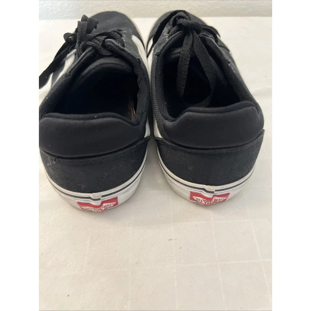 Vans old school two toned black and white sneakers Men 9 Women 10.5‎